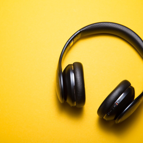 Noise Cancelling Over-Ear Headphones